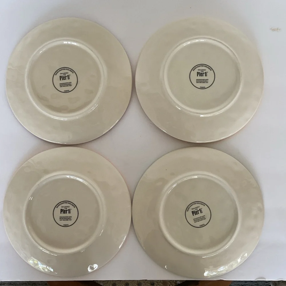 Pier 1 Harvest Garden Critters Salad Plates set of four NWT